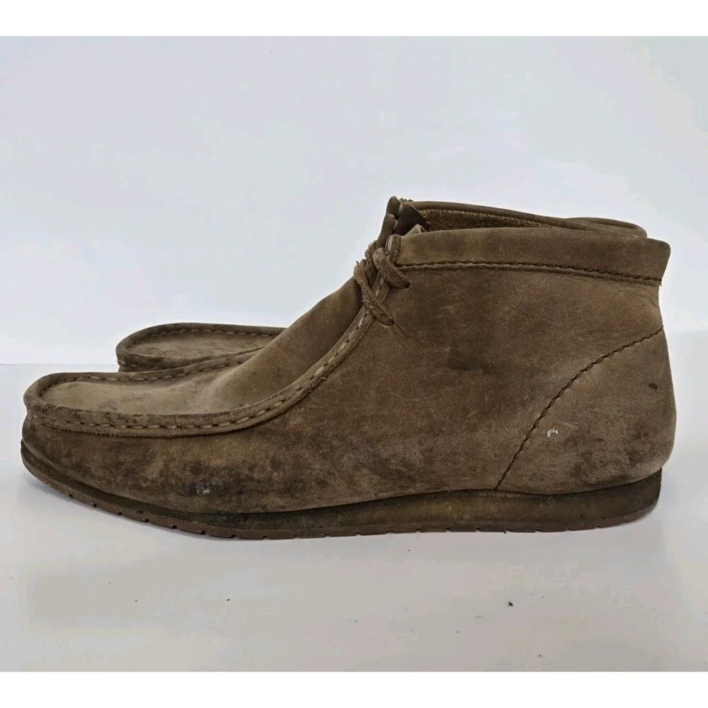 Clarks Boots Mens 11 Wallabee Chukka Desert Shoes Brown Leather Lace Up Mid Top